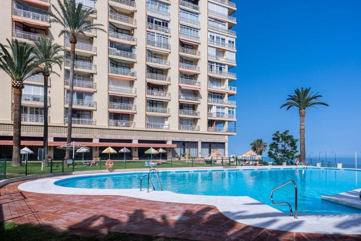 ¡Magnificas Vistas Al Mar! Piscina Y Wifi Gratis Apartment ตอร์เรโมลิโนส ภายนอก รูปภาพ