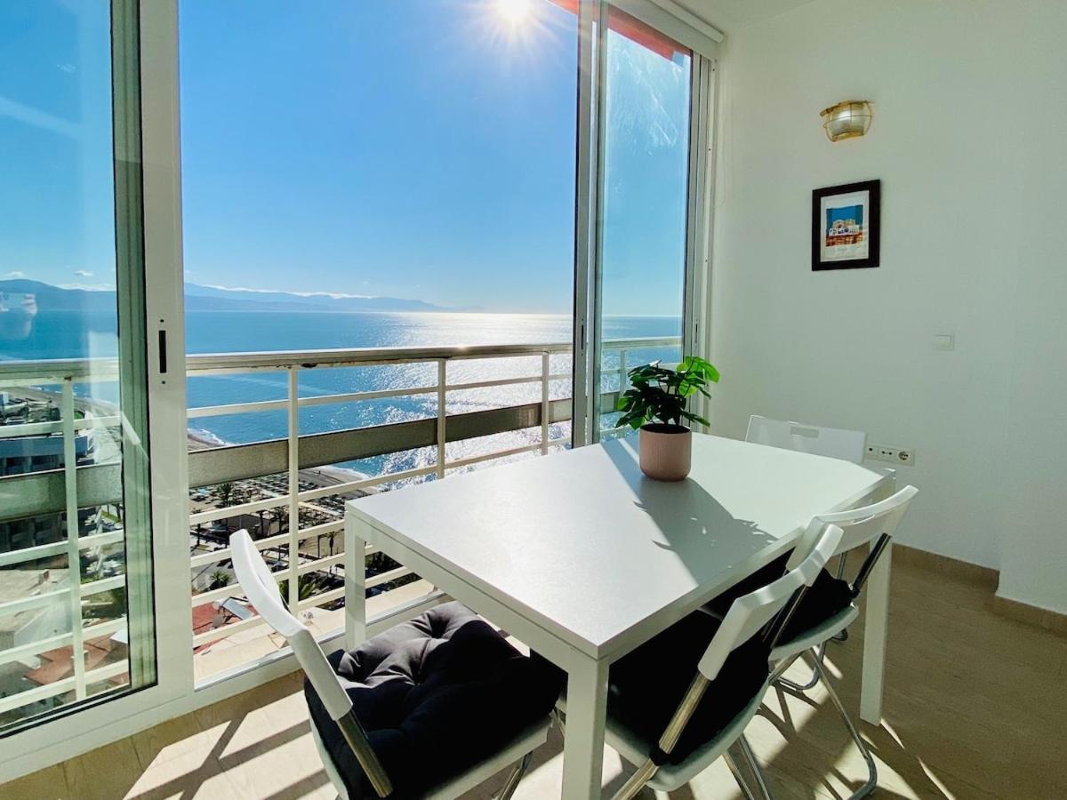 ¡Magnificas Vistas Al Mar! Piscina Y Wifi Gratis Apartment ตอร์เรโมลิโนส ภายนอก รูปภาพ