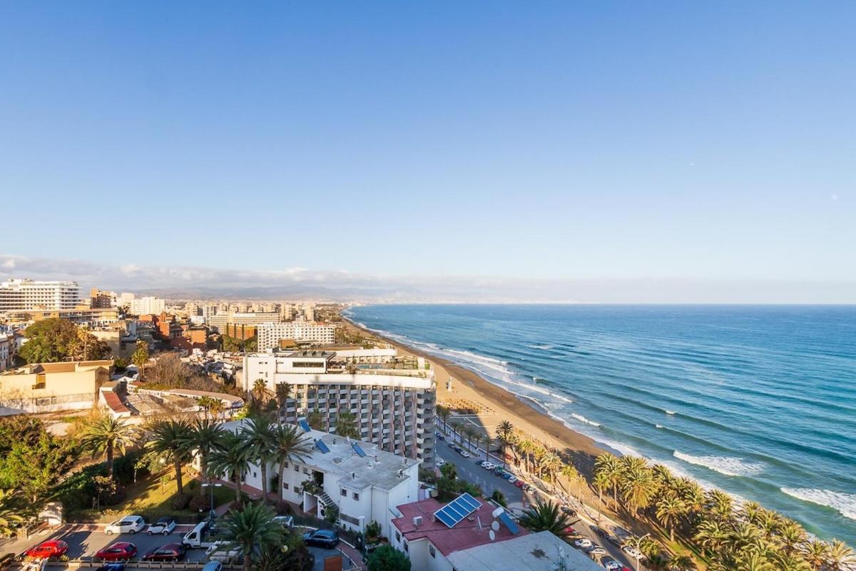 ¡Magnificas Vistas Al Mar! Piscina Y Wifi Gratis Apartment ตอร์เรโมลิโนส ภายนอก รูปภาพ